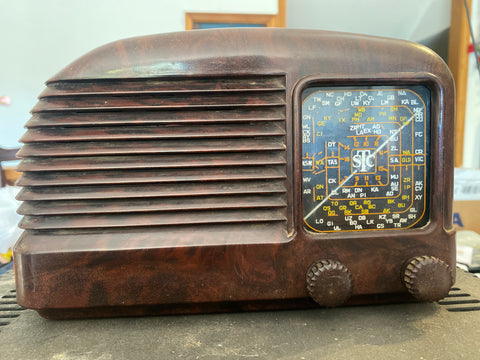 Mantle and other old radios